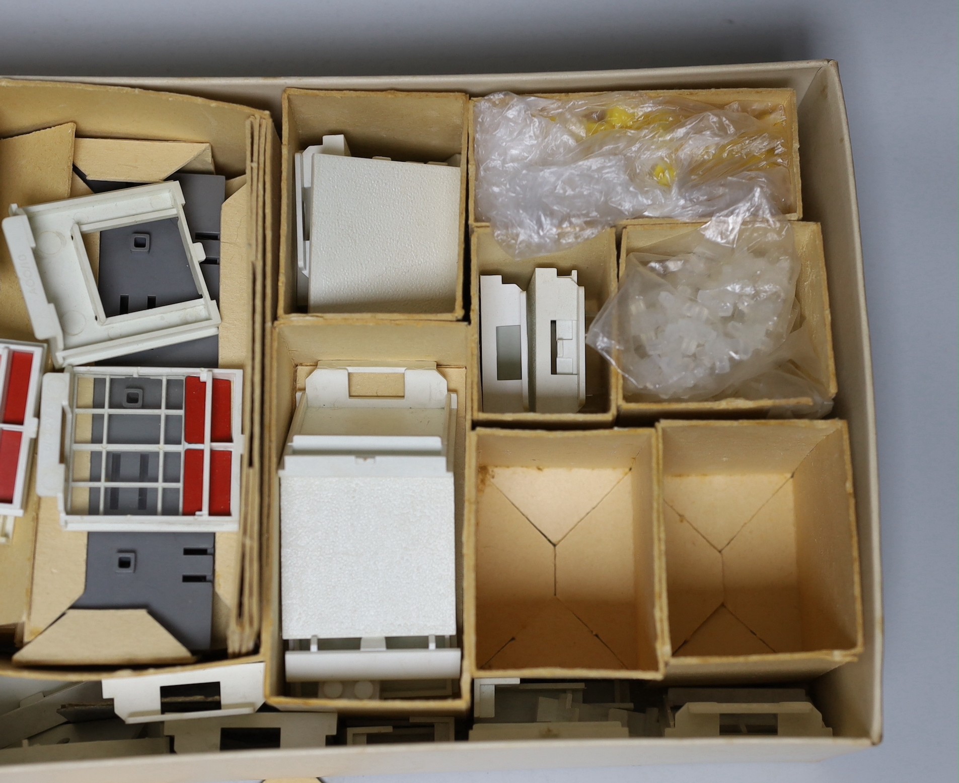 Triang Spot On Arkitex Construction set with handbook in original box